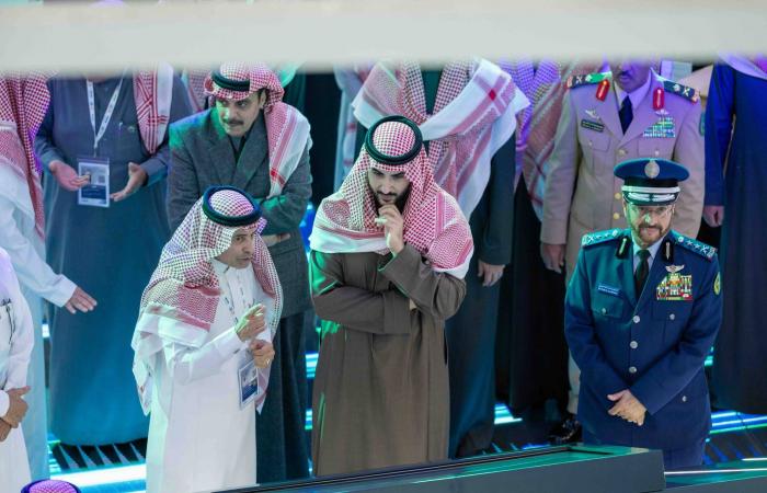 رئيس
      «سامي»:
      نمضي
      نحو
      صناعة
      دفاعية
      سيادية
      متكاملة
      في
      السعودية