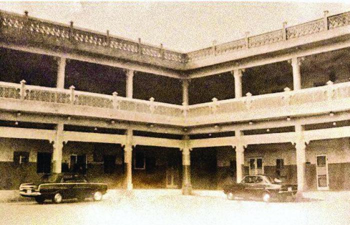 عبدالرحمن السليطي يروي ذكرياته بين أزقة «أسلطة» لـ «مجلس الشرق»: الدوحة قبل الطفرة.. فريج يعرف أهله وبحر يهب الرزق