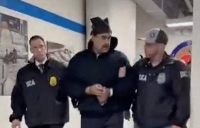 مؤشر
      السوق
      السعودية
      يسجل
      أدنى
      إغلاق
      منذ
      شهر
      ونصف