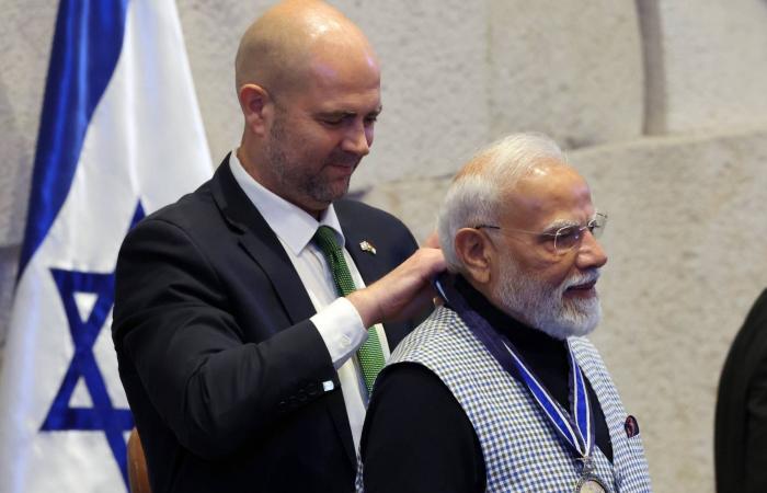 إسرائيل
      توافق
      على
      تعيين
      سفير
      لأرض
      الصومال