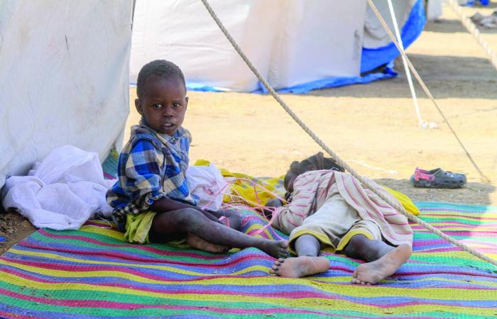 «الوطني
      الليبي»
      يحرر
      عدداً
      من
      مقاتليه
      المختطفين
      بعد
      عملية
      على
      حدود
      النيجر