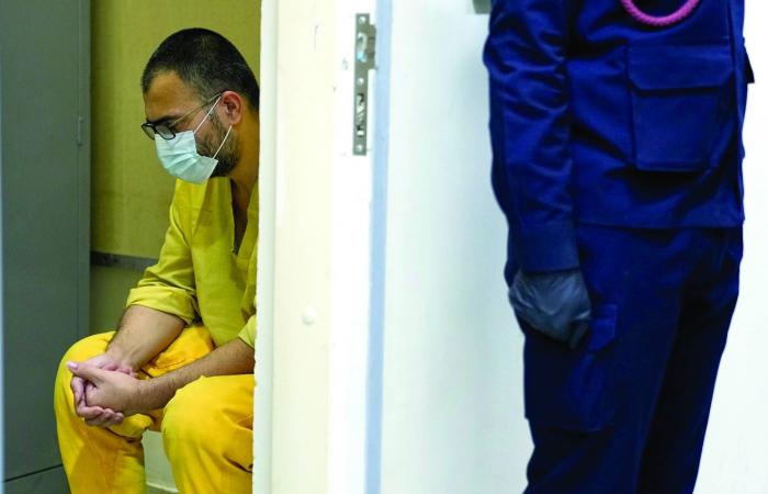 الداخلية
      السورية
      تؤكد
      حصول
      حالات
      فرار
      جماعي
      من
      مخيم
      الهول