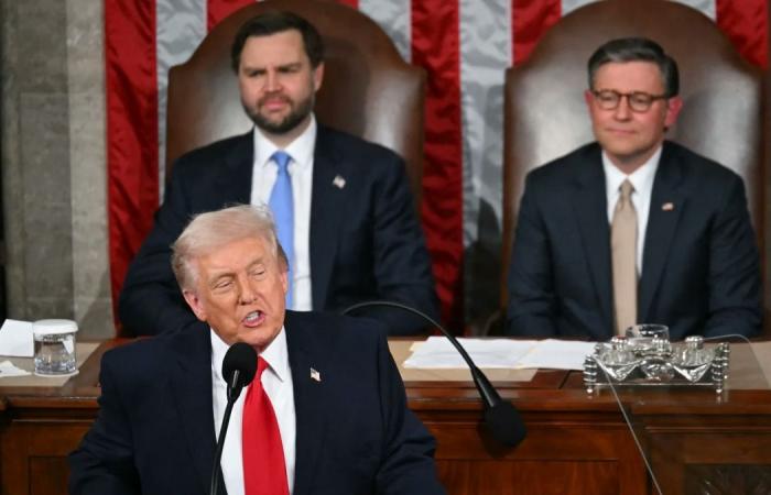 الرئيس الأمريكي: خياري المفضل هو حل القضية النووية الإيرانية عبر الدبلوماسية