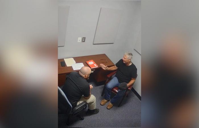 نشر مقطع استجواب والد منفذ إطلاق النار في المدرسة بجورجيا.. ماذا تضمّن؟