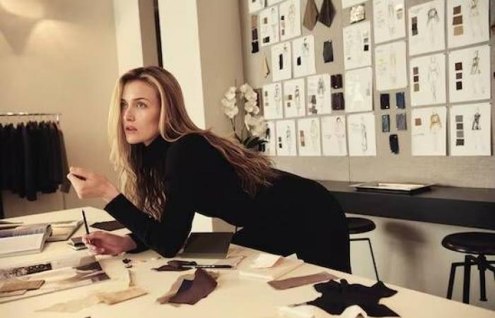 تراجيديا
      حب
      جون
      كينيدي
      وكارولين
      بيسيت
      تعود
      إلى
      الحياة
      عبر
      الشاشة