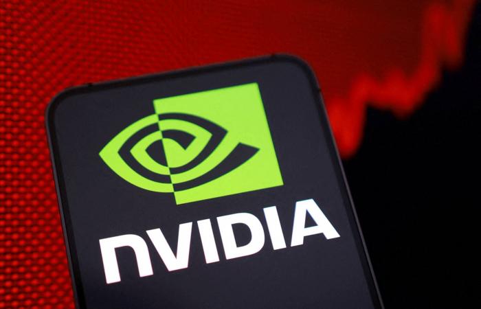 «إنفيديا»:
      أرباح
      فلكية
      وتوقعات
      تتجاوز
      السقف...
      وتساؤلات
      حول
      «الفائض
      النقدي»