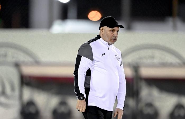 الدوري
      السعودي:
      الهلال
      المنهك
      بالإصابات
      يصطدم
      بشباب
      بن
      زكري