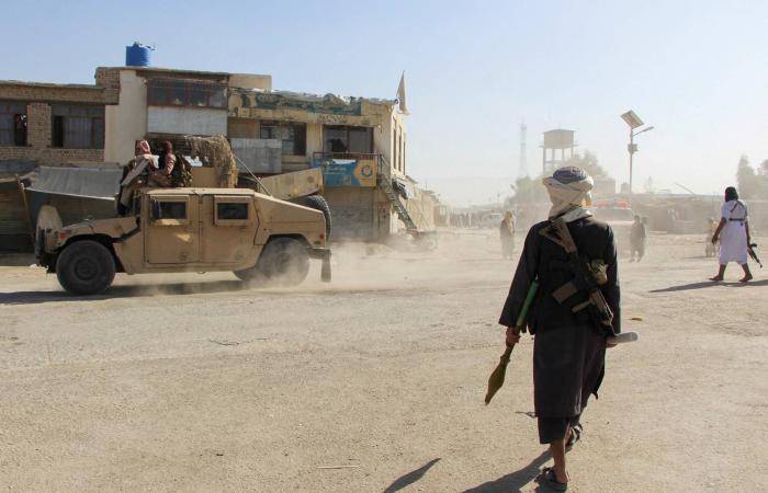 الحكومة
      الأفغانية
      تعلن
      استعدادها
      «للحوار»
      لإنهاء
      النزاع
      مع
      باكستان