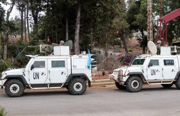 بإنهاء
      مهمة
      «يونيفيل»...
      لبنان
      يخسر
      مظلة
      أمنية
      واقتصادية