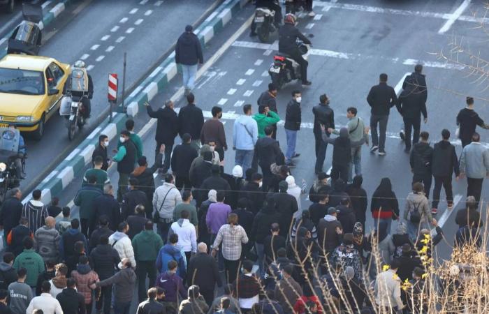 مفوض
      الأمم
      المتحدة
      لحقوق
      الإنسان
      «قلق
      للغاية»
      من
      خطر
      تصعيد
      إقليمي