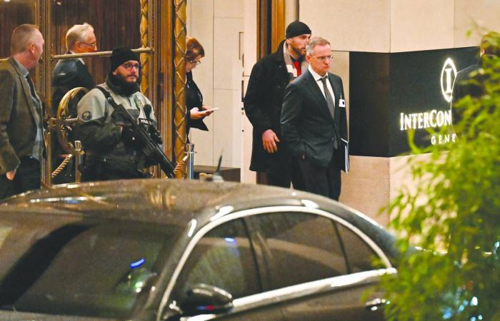 الشرطة
      النرويجية
      توقف
      مراهقاً
      يشتبه
      في
      تخطيطه
      للاعتداء
      على
      مقر
      لـ«الناتو»