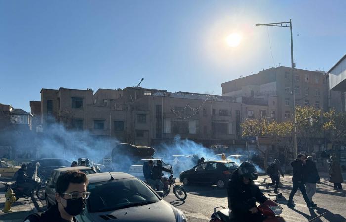 الصين
      تدعو
      مواطنيها
      لتجنّب
      السفر
      إلى
      إيران