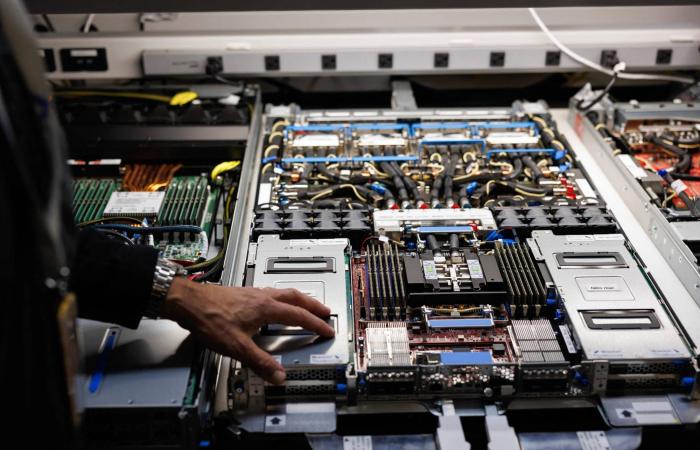 أسهم
      الصين
      تُختتم
      الأسبوع
      على
      ارتفاع
      مدعومة
      بتفاؤل
      التكنولوجيا
      والسياسات