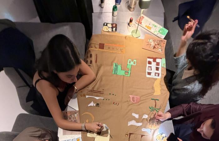 عباءة سعودية تُحوّل تراث المملكة إلى لوحة فنية خلال رمضان