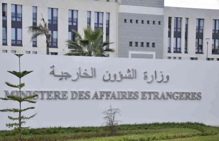 الجزائر تدعو لضبط النفس وتجنيب منطقة الخليج مظاهر انعدام الأمن والاستقرار