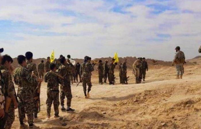 دمشق:
      موقف
      رسمي
      حذر
      من
      التداعيات
      وآخر
      شعبي
      مهلل
      لانتهاء
      الهيمنة
      الإيرانية