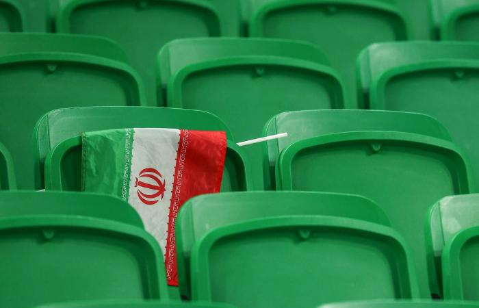 كأس
      آسيا
      للسيدات:
      كوريا
      الجنوبية
      تكسب
      إيران
      بثلاثية