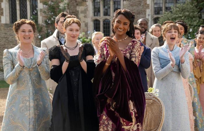 للحالمين
      فقط...
      عدالة
      الحب
      لا
      تتحقق
      إلا
      في
      عالم
      «بريدجرتون»
      الساحر