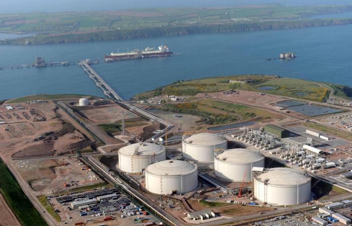 صافي
      أصول
      مصر
      الأجنبية
      يرتفع
      لمستوى
      قياسي
      عند
      29.5
      مليار
      دولار
      في
      يناير