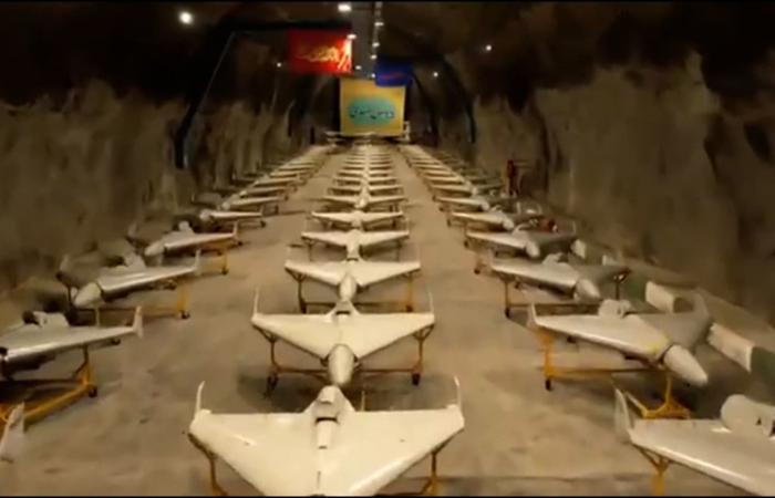 وكالة أنباء فارس الإيرانية تعرض ترسانة طائرات مسيّرة تحت الأرض في فيديو دعائي جديد