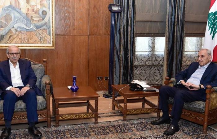 لبنان:
      جهود
      دبلوماسية
      لوقف
      التصعيد
      واستئناف
      المفاوضات