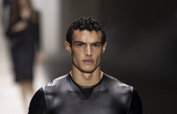 هل تستطيع علامة الأزياء "غوتشي" ابتكار ذكاء اصطناعي فاخر؟