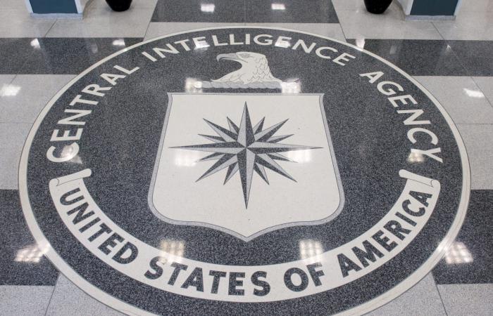 "CIA تعمل على تسليح قوات كردية لإشعال انتفاضة في إيران".. مصادر تكشف لـCNN التفاصيل
