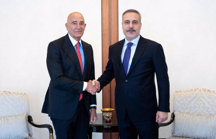 إسرائيل
      تعيد
      أطباءها
      العالقين
      في
      الخارج
      على
      متن
      سفن
      شحن