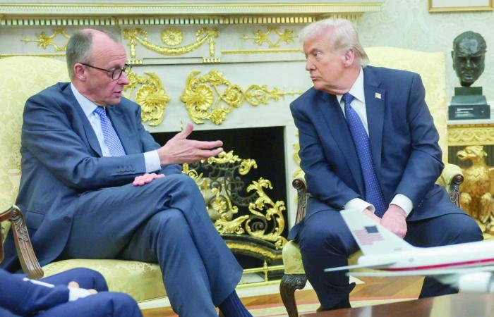 المستشار
      الألماني
      يطالب
      واشنطن
      بإشراك
      أوروبا
      في
      مفاوضات
      السلام
      بشأن
      أوكرانيا