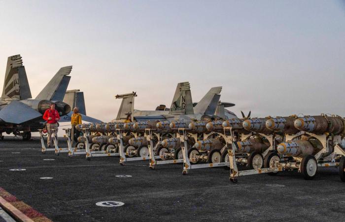 لماذا
      تُستهدف
      حاملة
      الطائرات
      «أبراهام
      لينكولن»؟
      وما
      أهميتها
      العسكرية؟