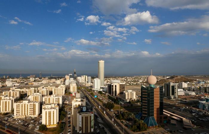 مطار الفجيرة الدولي يسيّر رحلات عارضة في ظل النزاع بالشرق الأوسط