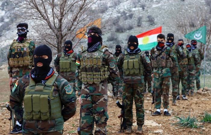 إنذار
      إسرائيلي
      بإخلاء
      عدد
      كبير
      من
      أحياء
      في
      الضاحية