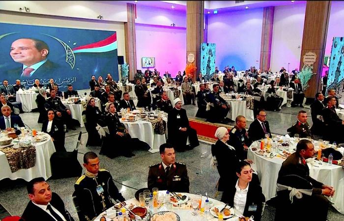 هل
      يردع
      مقترح
      الإحالة
      إلى
      القضاء
      العسكري
      المتلاعبين
      بالأسعار
      في
      مصر؟