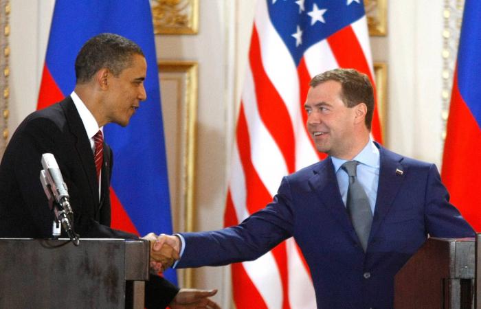 موسكو
      تلوح
      بـ«تدابير
      مناسبة»
      لمواجهة
      نشر
      أسلحة
      نووية
      في
      فنلندا