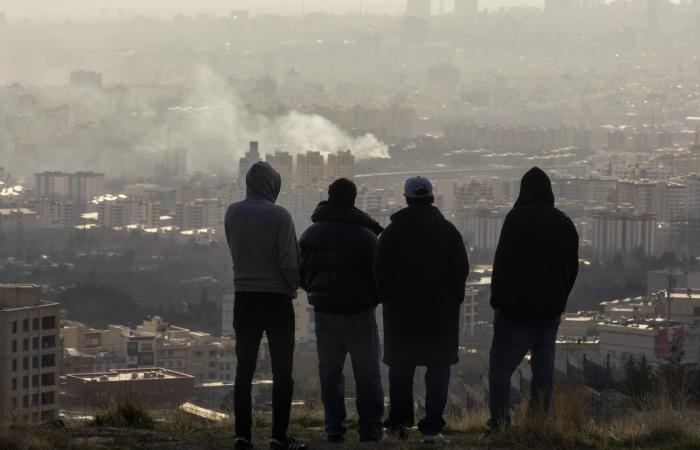 فريق CNN في إيران يصف الوضع في طهران مع استمرار الغارات الأمريكية-الإسرائيلية