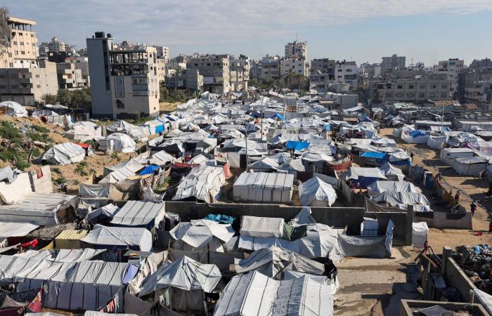 أكراد
      العراق...
      «حيرة
      وجودية»
      بين
      أميركا
      وإيران