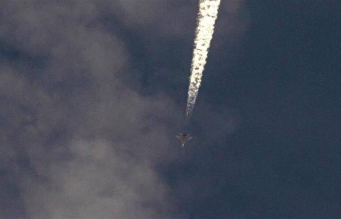 اعتراض صواريخ ومسيرات بدول الخليج