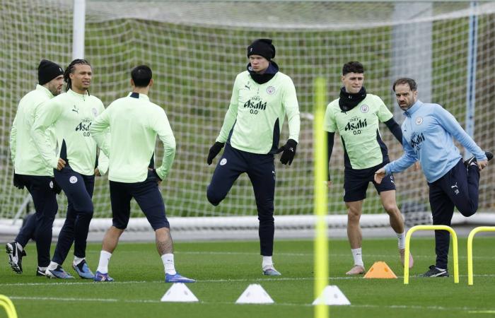 إيران
      تلمّح
      إلى
      الانسحاب
      من
      مونديال
      2026