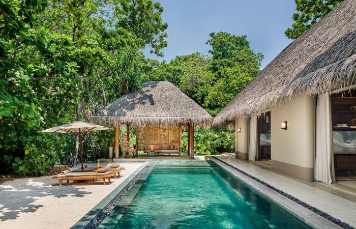 «منتجع
      جُوالي
      المالديف»
      يطلق
      تجارب
      استثنائية
      تثري
      حب
      المعرفة
      والإبداع
      بمناسبة
      عيد
      الفطر