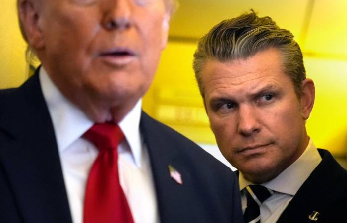 السفينة
      الحربية
      البريطانية
      «دراغون»
      تبحر
      نحو
      شرق
      المتوسط