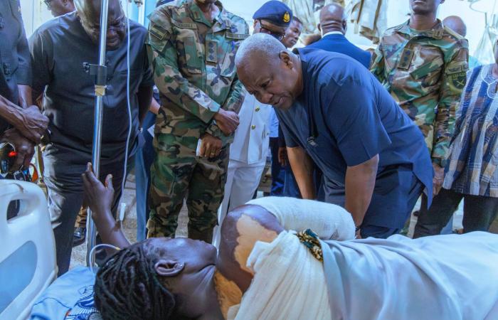 جنوب
      أفريقيا
      تستدعي
      السفير
      الأميركي
      بسبب
      «تصريحات
      غير
      دبلوماسية»