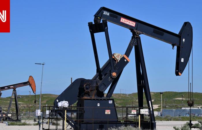 متابعة: سعر النفط يتجاوز 100 دولار مجددا رغم الإفراج التاريخي عن الاحتياطيات