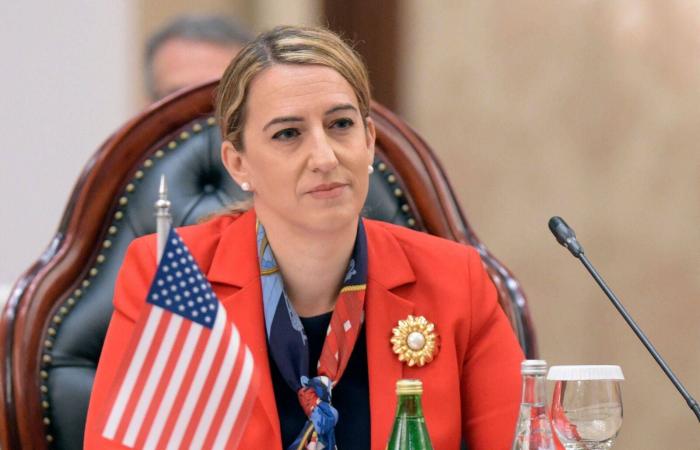 مطالبات
      في
      إسرائيل
      لنتنياهو
      بـ«توضيح
      وجهة
      حرب
      إيران»