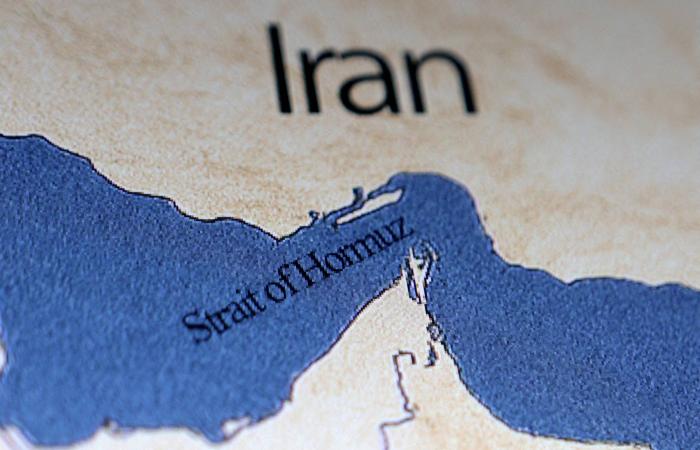 قفزة
      النفط
      تهبط
      بالعقود
      الآجلة
      الأميركية...
      وتهدد
      خطط
      «الفيدرالي»