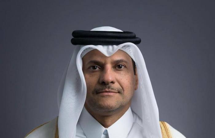 نائب رئيس مجلس الوزراء ووزير الدولة لشؤون الدفاع يتلقى اتصالا من وزير الدفاع الصومالي