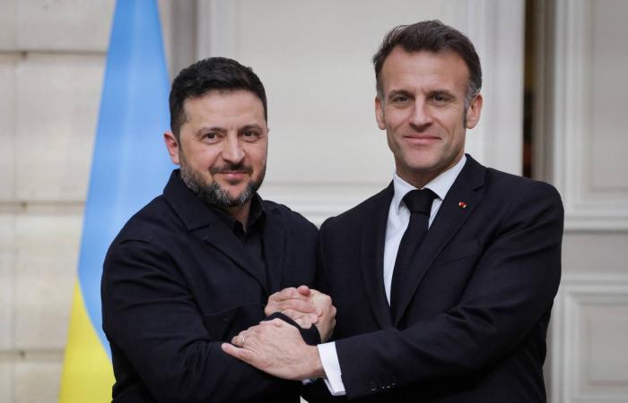 زيلينسكي:
      التركيز
      العالمي
      على
      الشرق
      الأوسط
      «ليس
      في
      صالح
      أوكرانيا»