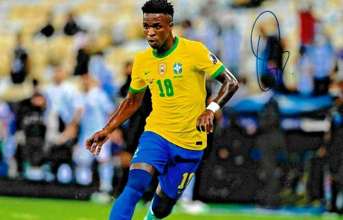 أبرز
      5
      مرشحين
      للفوز
      بكأس
      العالم
      2026