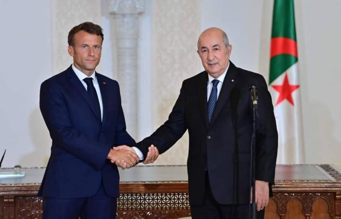 الجزائر:
      تعديل
      قانون
      الجنسية
      قد
      يؤدي
      لسحبها
      من
      الكاتب
      صنصال