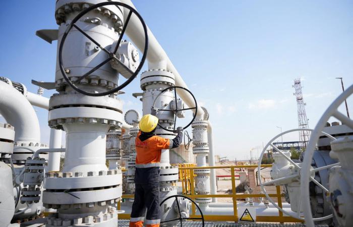 هل
      تربط
      أربيل
      تصدير
      النفط
      العراقي
      بوقف
      هجمات
      الفصائل؟