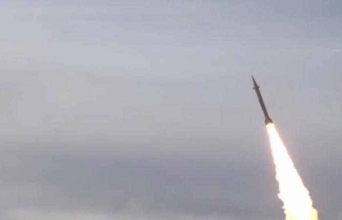 وزير
      خارجية
      الهند
      يشيد
      بالمحادثات
      مع
      إيران
      لفتح
      مضيق
      هرمز